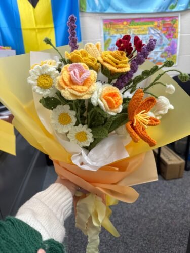 Rose Flower Crochet Bouquet Kit photo review