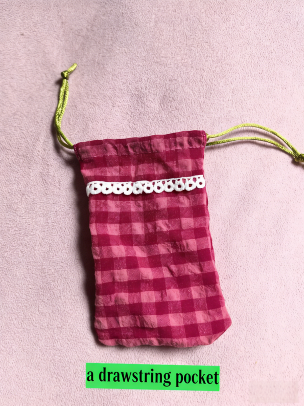 cutting-old-dress-to-make-tote-bag